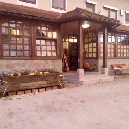 Hotel Gostilna Ulcar à Ig Extérieur photo