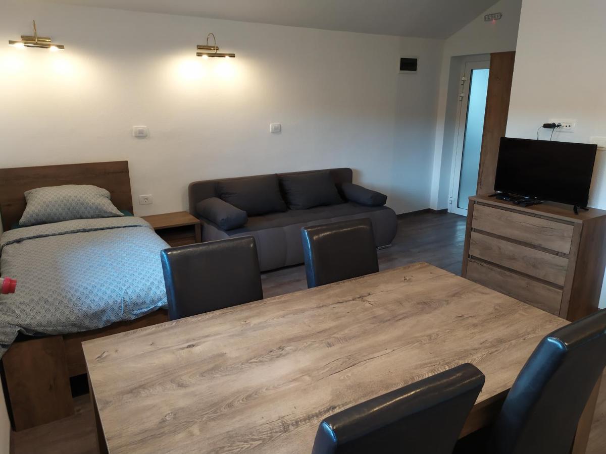 Hotel Gostilna Ulcar à Ig Extérieur photo