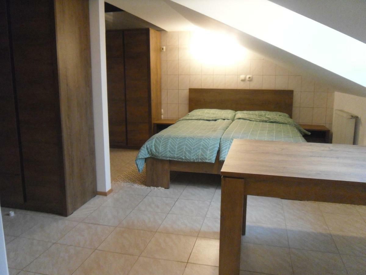 Hotel Gostilna Ulcar à Ig Extérieur photo